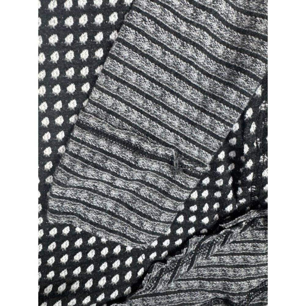 easel Black and White Patterned Long Sleeve Tee - Picture 2 of 9